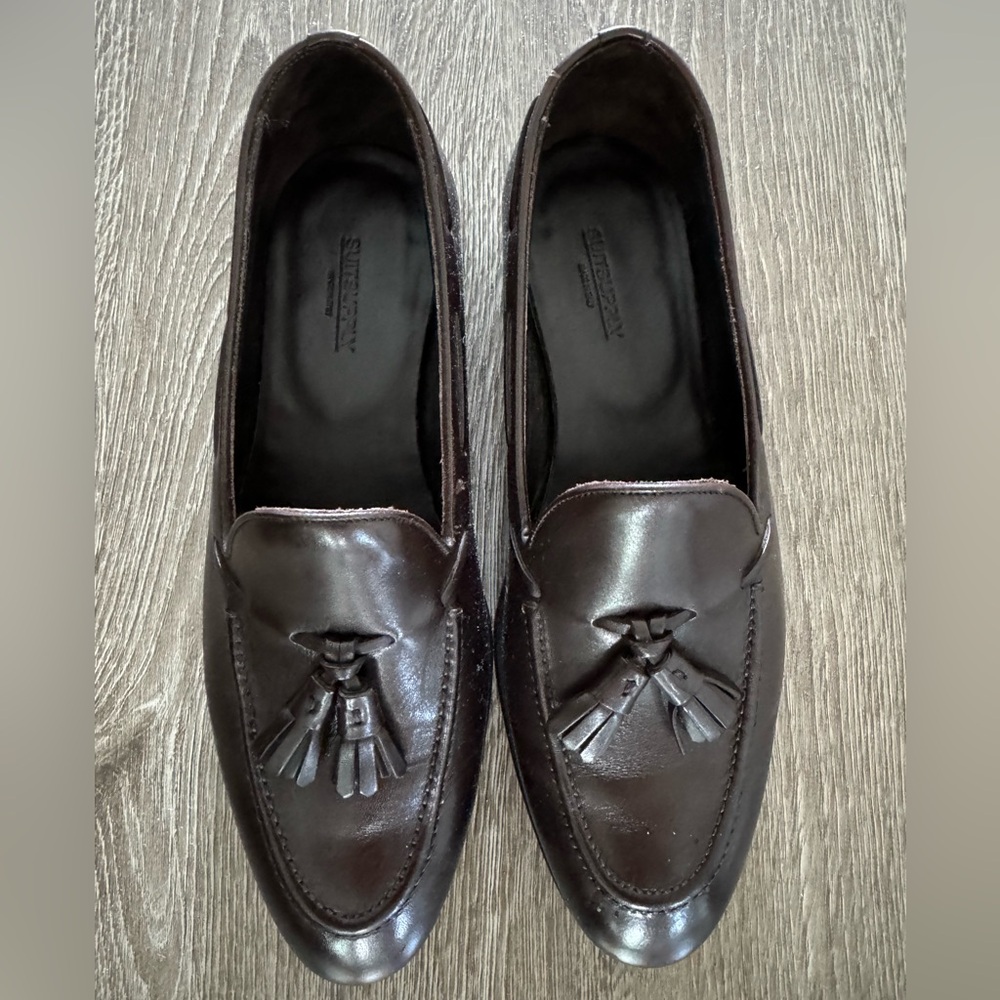 Suitsupply calfskin brown leather tassel loafers. Size 40